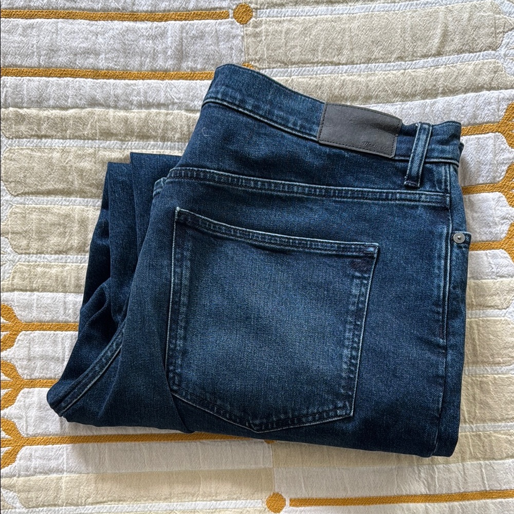 Madewell Perfect Vintage Wide-Leg Jean in Nighthawk wash